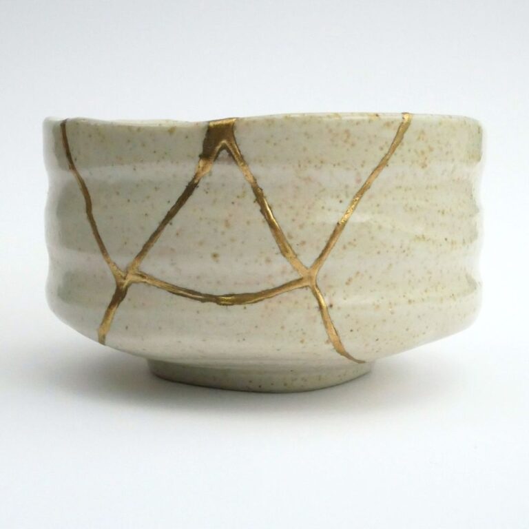 Read more about the article Príbeh opravy: Prečo je Kintsugi viac než len oprava
