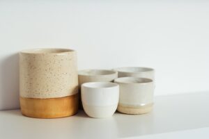 Read more about the article Krehká krása: Poézia opraveného porcelánu