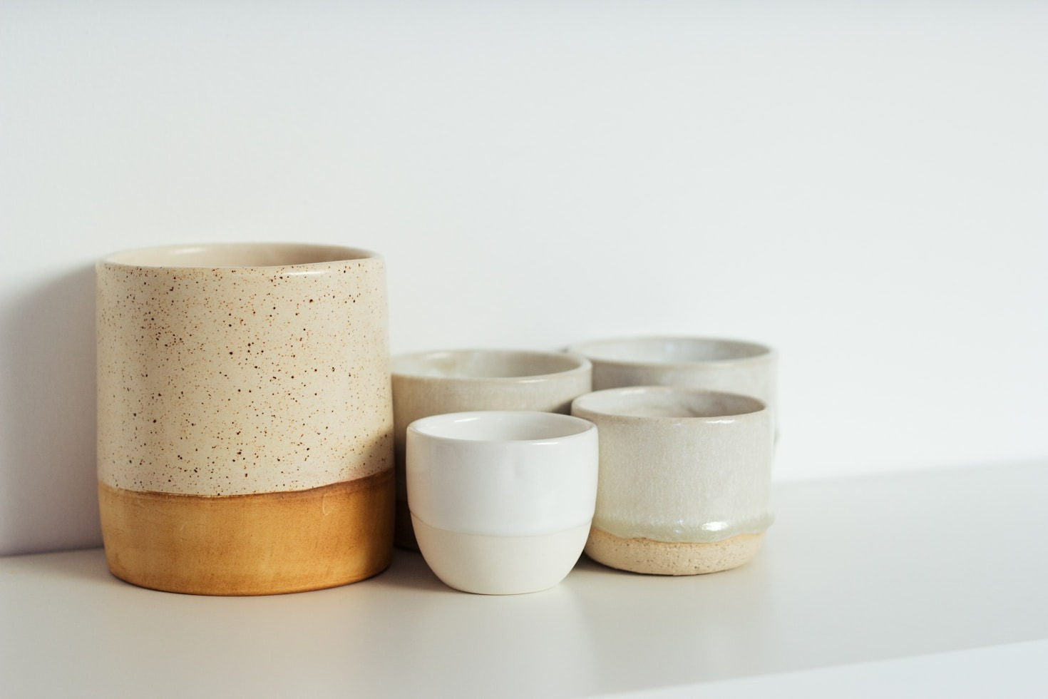 You are currently viewing Krehká krása: Poézia opraveného porcelánu